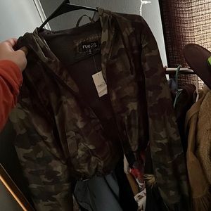 Camo cropped rain jacket
